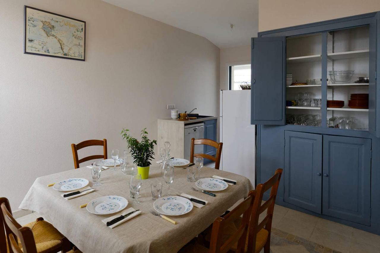 Le Cachet D'Une Maison De Centre-Bourg A Beauvoir-Sur-Mer Buitenkant foto